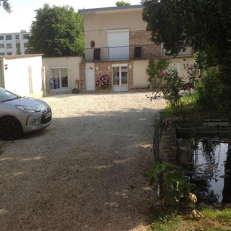 Studio Fond De Jardin Palaiseau Exteriér fotografie